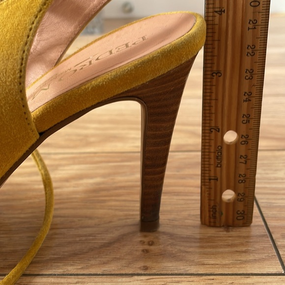 Strappy High Heeled Sandals - Picture 9 of 9